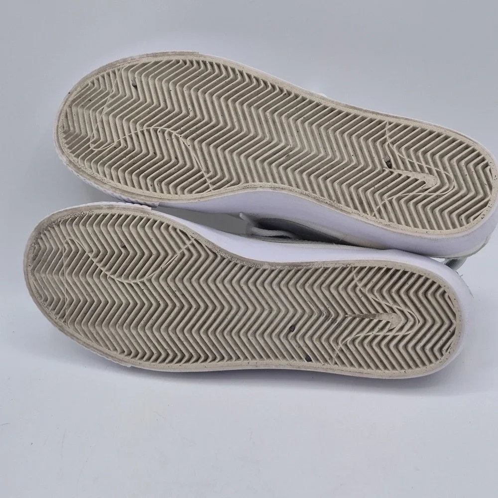 Nike SB‎ Blazer Court Shoes Mens Size 7 White Canvas Skateboarding CZ5605-100